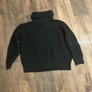 turtle neck sweater